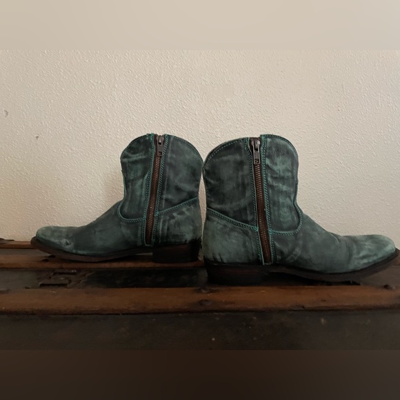 Independent Boot Company Darcy Turquoise Booties size 7 GC - Picture 7 of 14